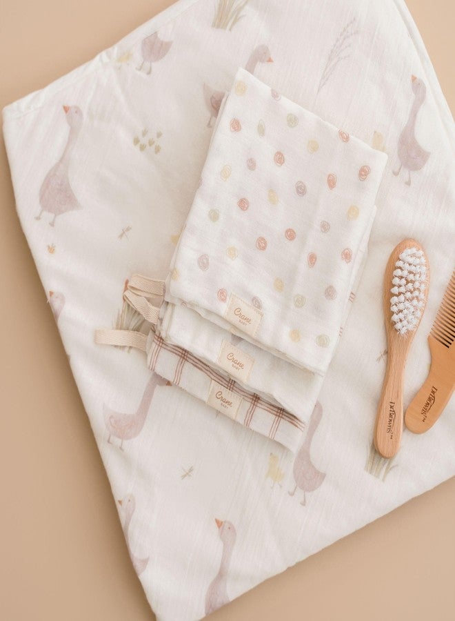 Crane Baby Hooded Towel & Washcloth Set, Charlie Farmhouse Goose Hooded Baby Towels and Washcloths Set, Baby Bath Essentials, Washcloths for Newborn, Muslin Towel for Babies - Image 3